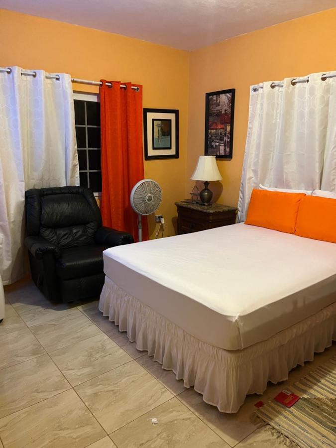 Cool Breeze Mobay Apartment Montego Bay Exterior foto
